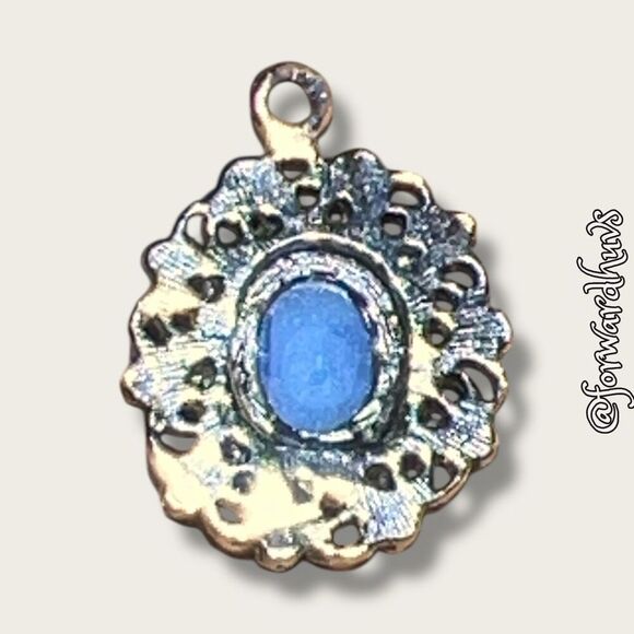 Silver-Tone Pendant with Blue Cabochon Sapphire Glass Center - Picture 5 of 10